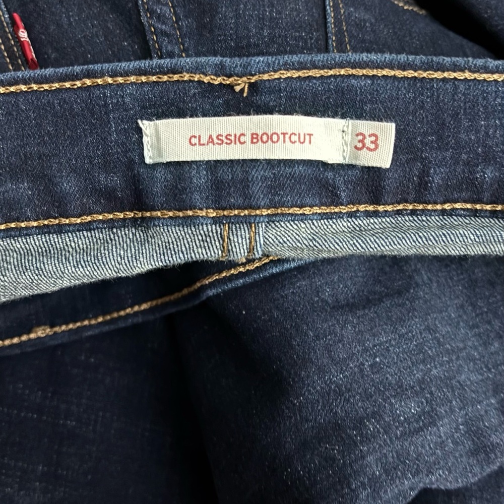 Levi’s Classic Bootcut Jeans